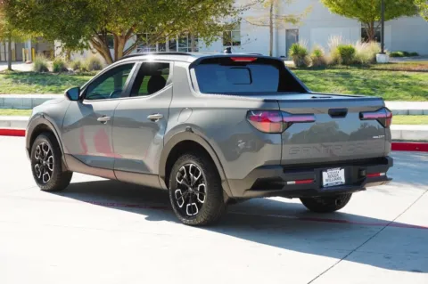 Another view of 2023 Hyundai Santa Cruz SEL Premium for sale in Weatherford, TX at Roger Williams Chrysler Dodge Jeep Ram