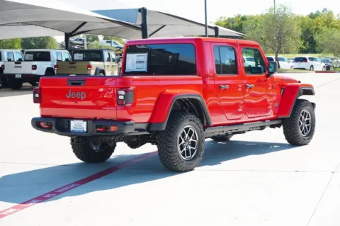 More photos of 2025 Jeep Gladiator Rubicon X at Roger Williams Chrysler Dodge Jeep Ram, TX