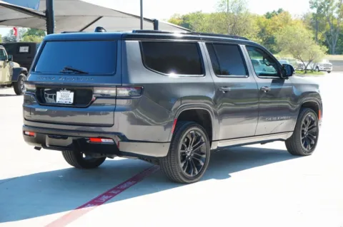 More photos of 2023 Jeep Grand Wagoneer L Series III Obsidian at Roger Williams Chrysler Dodge Jeep Ram, TX