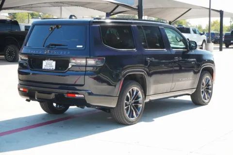 More photos of 2025 Jeep Grand Wagoneer Series III Obsidian at Roger Williams Chrysler Dodge Jeep Ram, TX