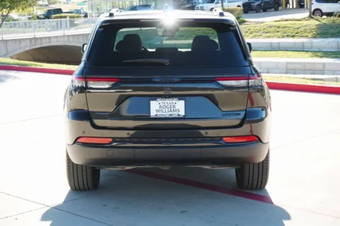 More photos of 2024 Jeep Grand Cherokee Limited at Roger Williams Chrysler Dodge Jeep Ram, TX