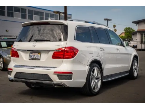 More photos of 2015 Mercedes-Benz GL-Class GL 550 4MATIC at SoCal Auto Auction, CA