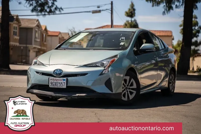 Red 2018 Toyota Prius Two Eco for sale in Ontario, CA