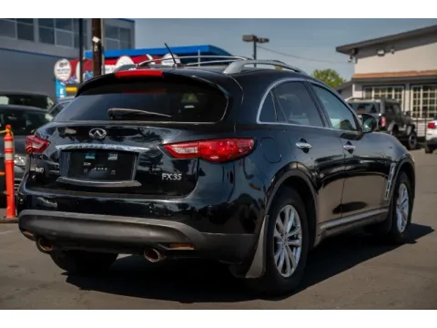 More photos of 2010 INFINITI FX35 at SoCal Auto Auction, CA