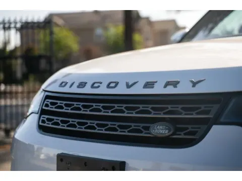 Another view of 2018 Land Rover Discovery SE for sale in Ontario, CA at SoCal Auto Auction