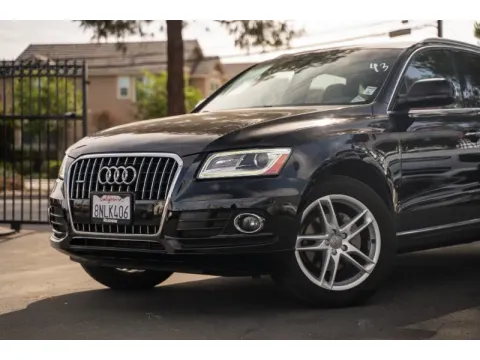 Photos of 2016 Audi Q5 2.0T quattro Premium Plus for sale in Ontario, CA at SoCal Auto Auction
