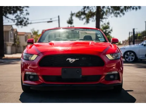 More photos of 2015 Ford Mustang V6 at SoCal Auto Auction, CA
