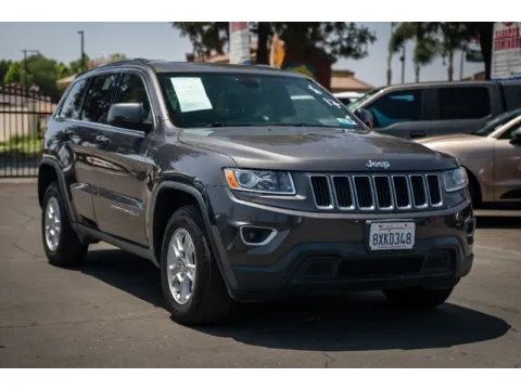 More photos of 2015 Jeep Grand Cherokee Laredo at SoCal Auto Auction, CA