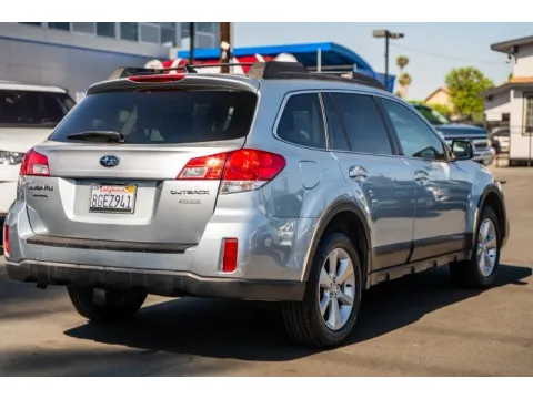 More photos of 2014 Subaru Outback 2.5i Limited at SoCal Auto Auction, CA