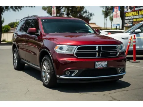 More photos of 2017 Dodge Durango SXT at SoCal Auto Auction, CA
