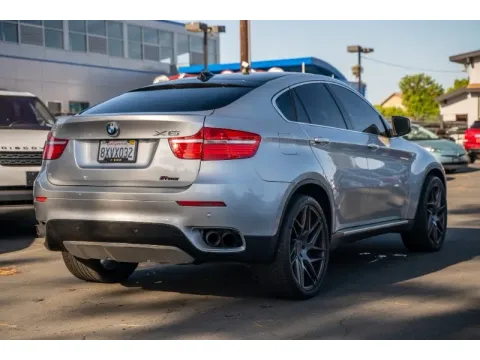 More photos of 2011 BMW X6 xDrive50i at SoCal Auto Auction, CA