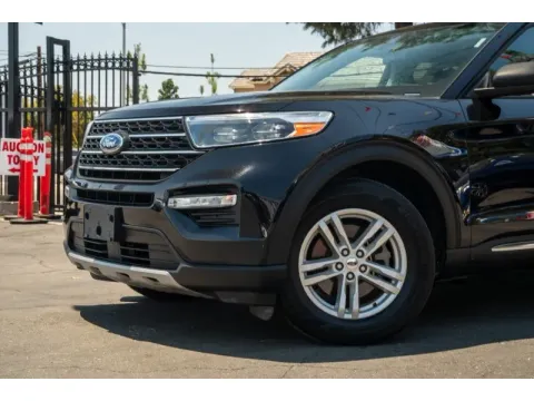 Photos of 2022 Ford Explorer XLT for sale in Ontario, CA at SoCal Auto Auction
