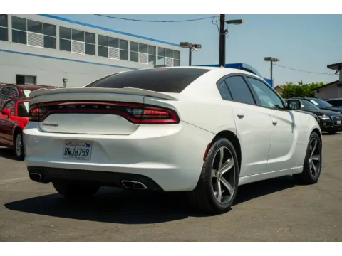 More photos of 2017 Dodge Charger SE at SoCal Auto Auction, CA