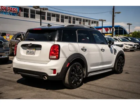 More photos of 2019 MINI Countryman Cooper S at SoCal Auto Auction, CA