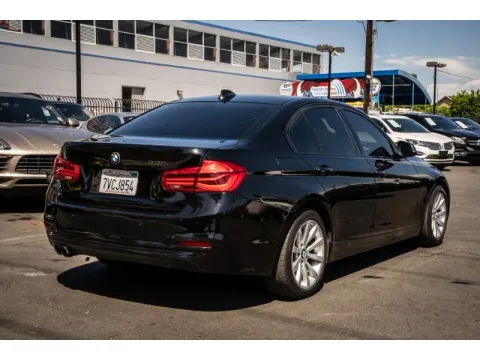 More photos of 2017 BMW 3 Series 330i at SoCal Auto Auction, CA