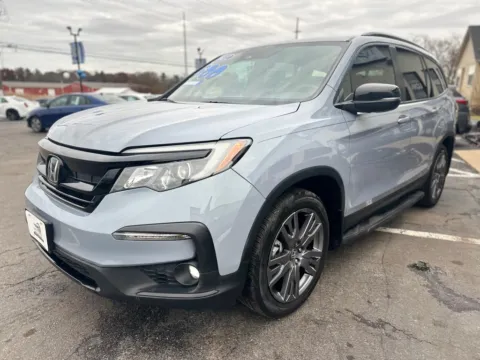 More photos of 2022 HONDA PILOT SPORT at Pro Auto Finance, IN