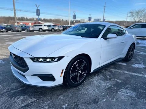 More photos of 2024 FORD MUSTANG ECOBOOST PREMIUM at Pro Auto Finance, IN