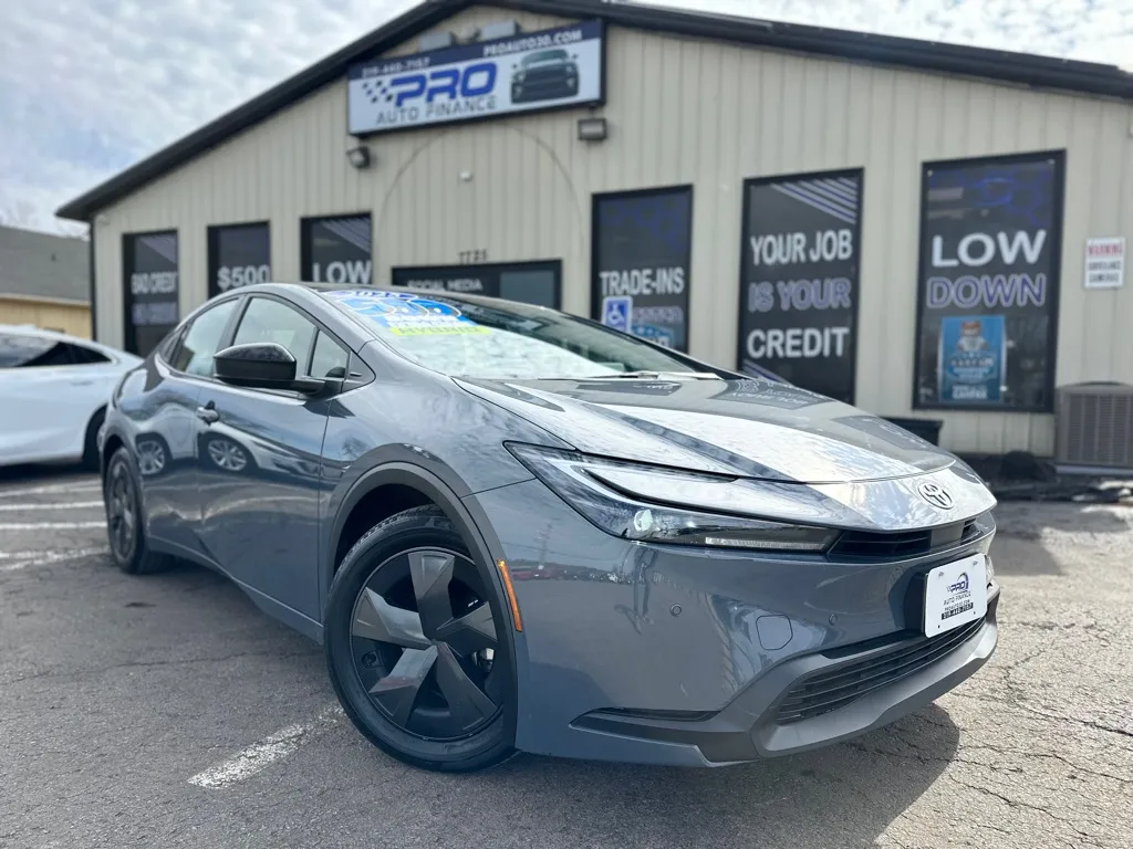 Gray 2025 TOYOTA PRIUS LE for sale in Crown Point, IN