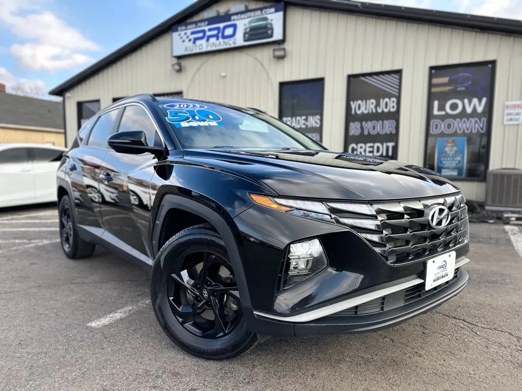Black 2023 HYUNDAI TUCSON SEL for sale in Crown Point, IN