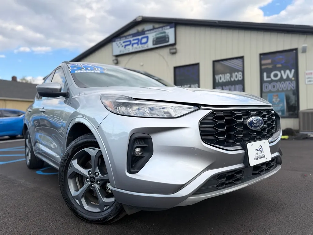 Silver 2024 FORD ESCAPE HYBRID ST-LINE SELECT for sale in Crown Point, IN