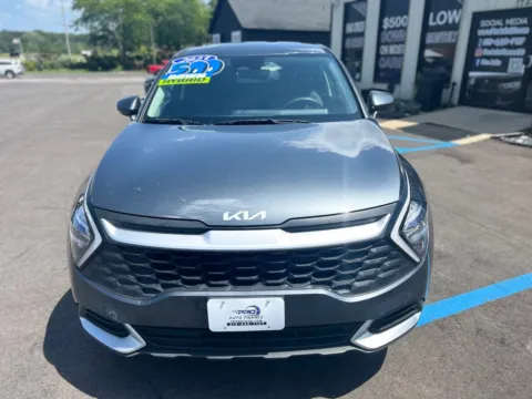 More photos of 2023 KIA SPORTAGE HYBRID LX at Pro Auto Finance, IN