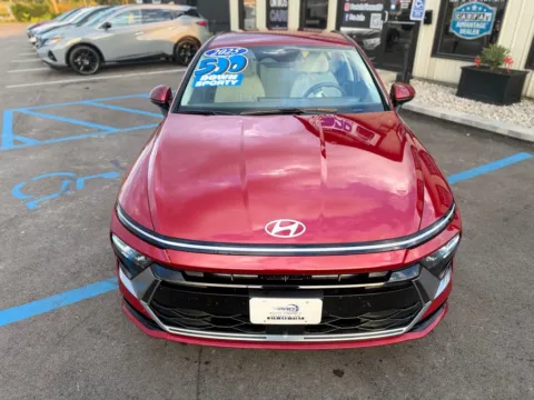 More photos of 2025 HYUNDAI SONATA SEL at Pro Auto Finance, IN