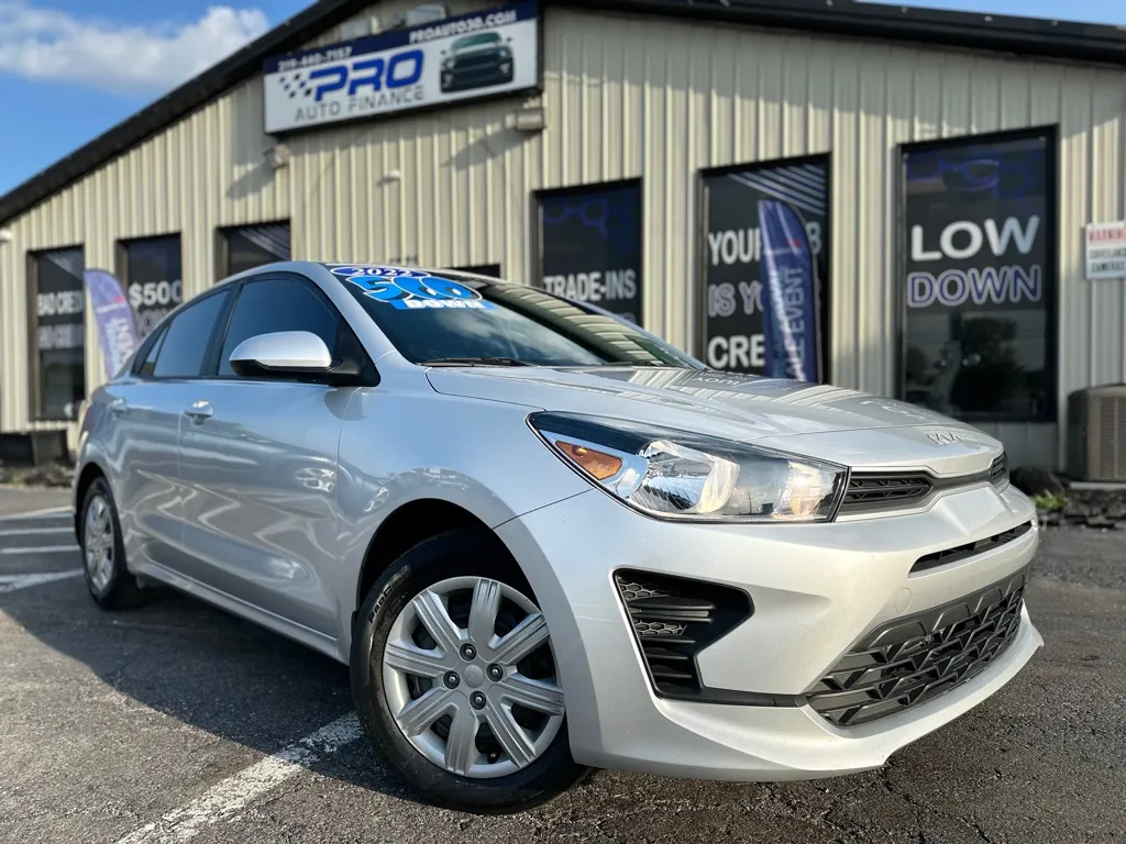 Gray 2022 KIA RIO LX for sale in Crown Point, IN