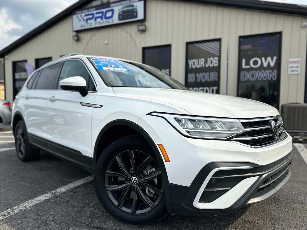White 2024 VOLKSWAGEN TIGUAN WOLFSBURG EDITION 4MOTION for sale in Crown Point, IN