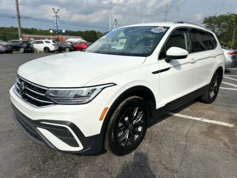 More photos of 2024 VOLKSWAGEN TIGUAN WOLFSBURG EDITION 4MOTION at Pro Auto Finance, IN