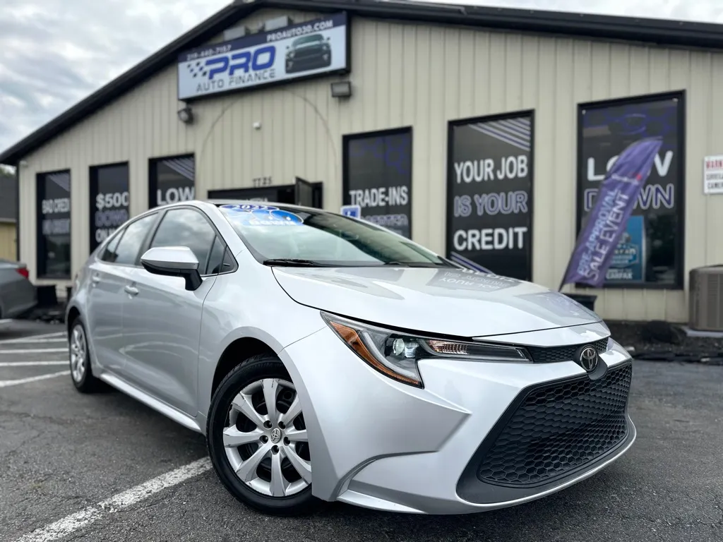 Silver 2022 TOYOTA COROLLA LE for sale in Crown Point, IN
