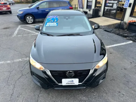 More photos of 2023 NISSAN SENTRA SV at Pro Auto Finance, IN