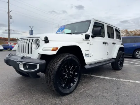More photos of 2021 JEEP WRANGLER UNLIMI SAHARA 4XE at Pro Auto Finance, IN