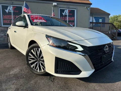 Another view of 2023 NISSAN ALTIMA 2.5 SV-PREMIUM for sale in Merrillville, IN at Ride Time Auto Finance Merrillville