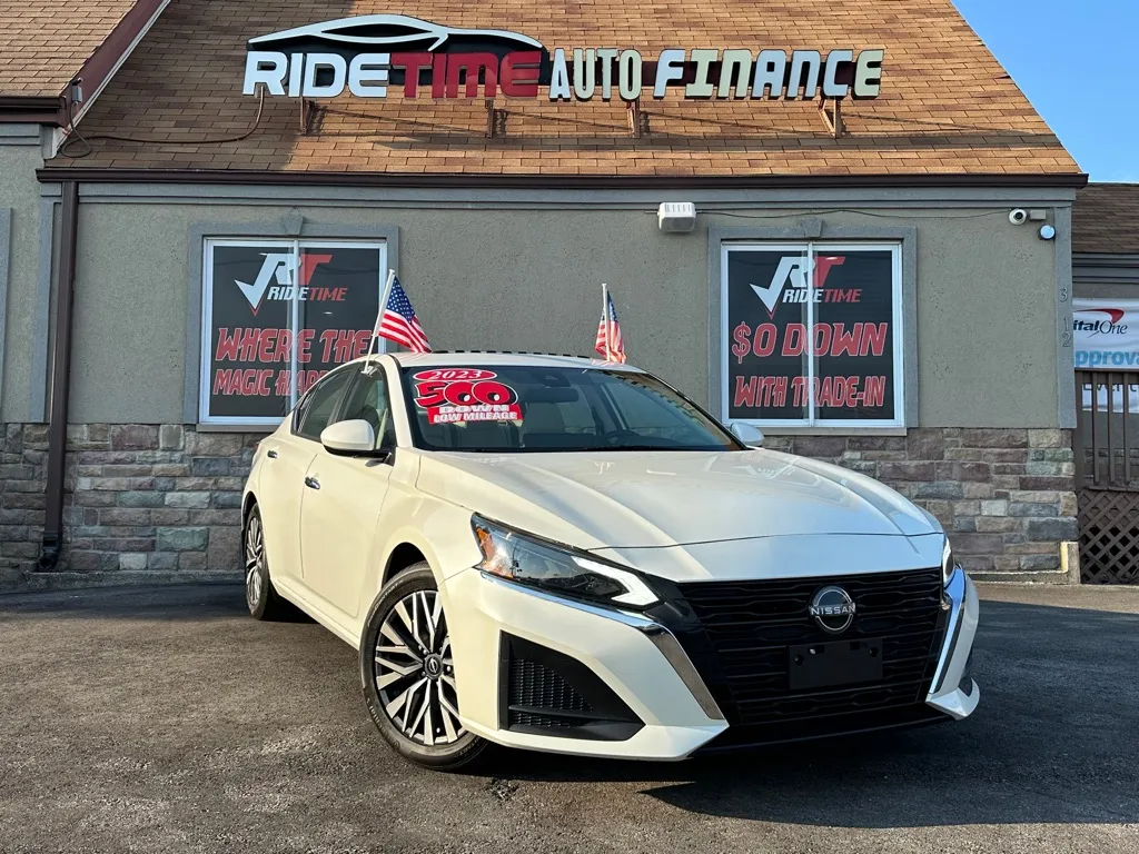 White 2023 NISSAN ALTIMA 2.5 SV-PREMIUM for sale in Merrillville, IN