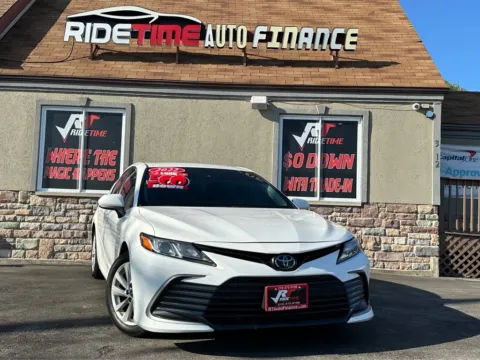 White 2022 TOYOTA CAMRY LE for sale in Merrillville, IN