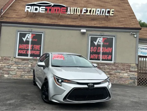Silver 2021 TOYOTA COROLLA LE for sale in Merrillville, IN