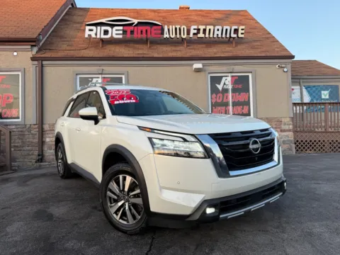 White 2022 NISSAN PATHFINDER SL-AWD for sale in Merrillville, IN