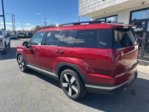 More photos of 2024 Hyundai Santa Fe Limited at Jerry Hunt Supercenter - Lexington, NC
