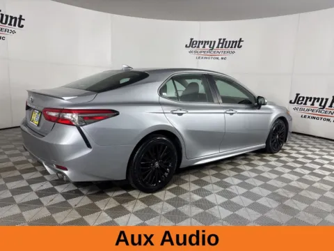 More photos of 2019 Toyota Camry SE at Jerry Hunt Supercenter - Lexington, NC