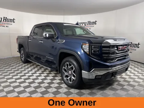 More photos of 2022 GMC Sierra 1500 SLT at Jerry Hunt Supercenter - Lexington, NC