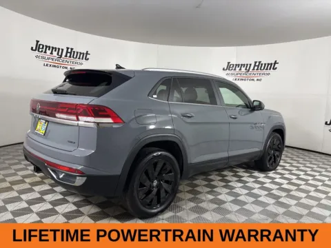 More photos of 2024 Volkswagen Atlas Cross Sport 2.0T SE w/Technology at Jerry Hunt Supercenter - Lexington, NC
