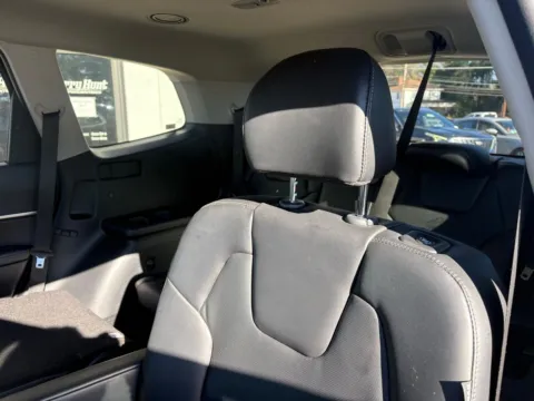 More photos of 2024 Kia Telluride S at Jerry Hunt Supercenter - Lexington, NC