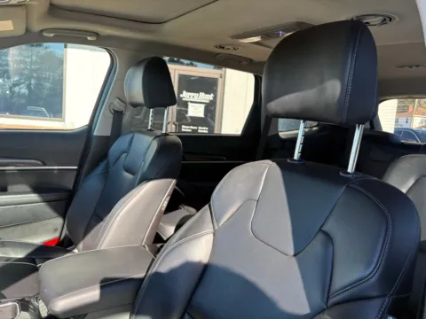 Photos of 2024 Kia Telluride S for sale in Lexington, NC at Jerry Hunt Supercenter - Lexington