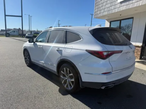 More photos of 2024 Acura MDX Technology at Jerry Hunt Supercenter - Lexington, NC