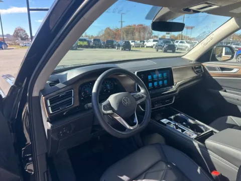 Another view of 2025 Volkswagen Atlas 2.0T SE w/Technology for sale in Lexington, NC at Jerry Hunt Supercenter - Lexington