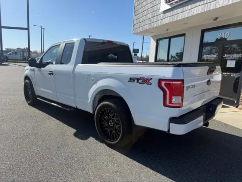 More photos of 2017 Ford F-150 XL at Jerry Hunt Supercenter - Lexington, NC