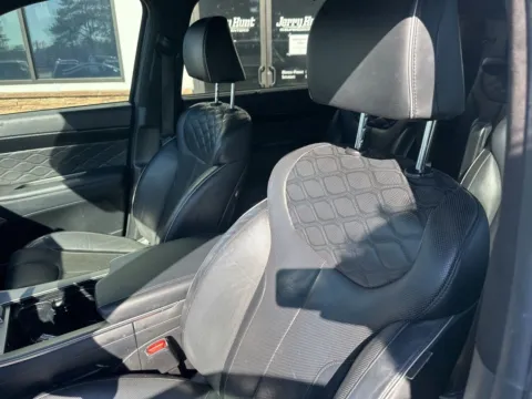 Photos of 2020 Hyundai Palisade Limited for sale in Lexington, NC at Jerry Hunt Supercenter - Lexington