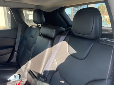 More photos of 2022 Jeep Cherokee Limited at Jerry Hunt Supercenter - Lexington, NC