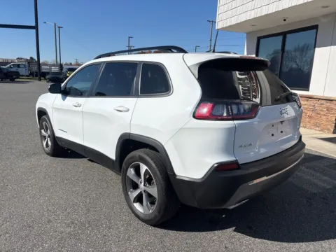 More photos of 2022 Jeep Cherokee Limited at Jerry Hunt Supercenter - Lexington, NC