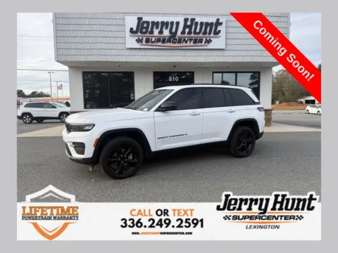 White 2023 Jeep Grand Cherokee Altitude for sale in Lexington, NC